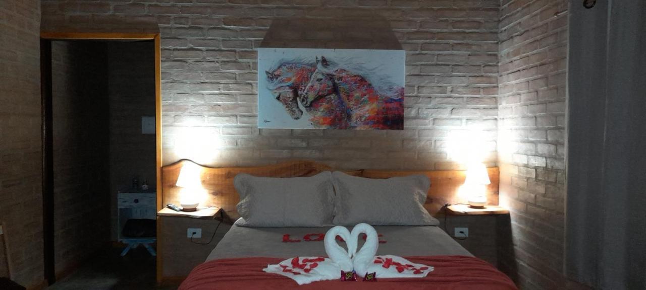 Refugio Horse Villa ซานโต อังตัวนิโอ โด ปิงญัล ภายนอก รูปภาพ